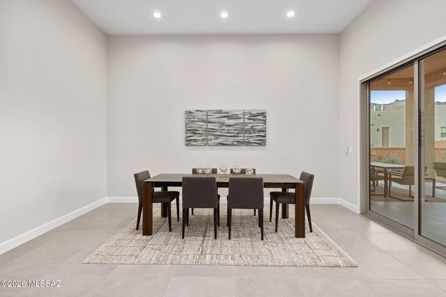 2852 E Camino A Los Vientos, Tucson, AZ 85718