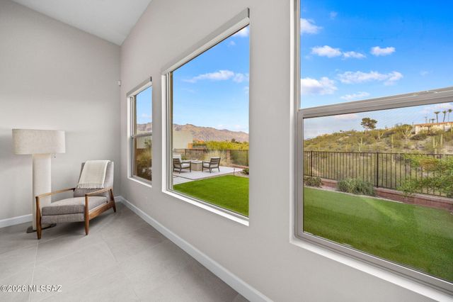 2852 E Camino A Los Vientos, Tucson, AZ 85718