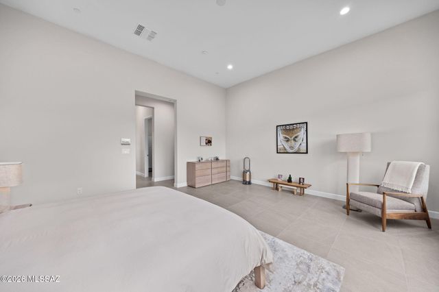 2852 E Camino A Los Vientos, Tucson, AZ 85718