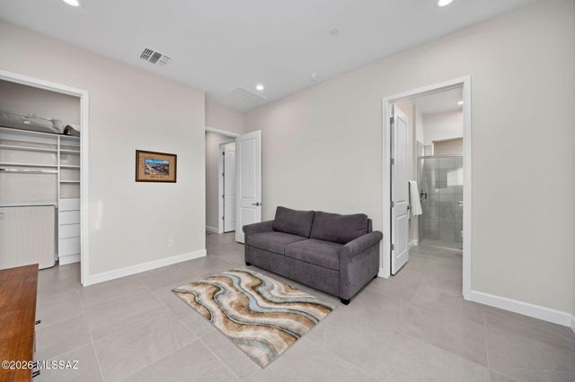 2852 E Camino A Los Vientos, Tucson, AZ 85718