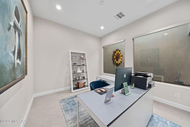 2852 E Camino A Los Vientos, Tucson, AZ 85718