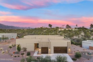 2852 E Camino A Los Vientos, Tucson, AZ 85718