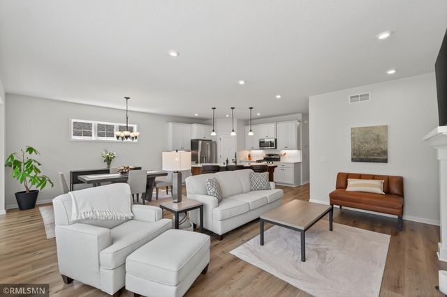 1000 Oakwood Road, Newport, MN 55055