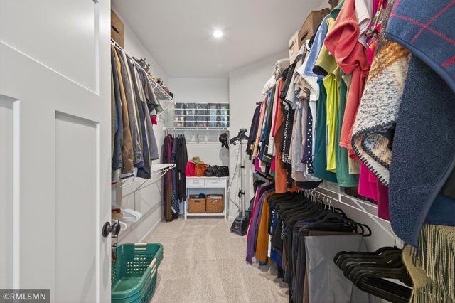 1000 Oakwood Road, Newport, MN 55055