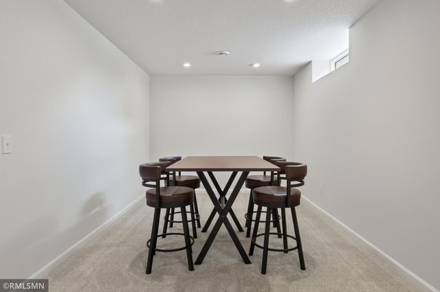 1000 Oakwood Road, Newport, MN 55055