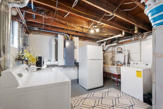 87 Center Street, Irvington, NY 10533