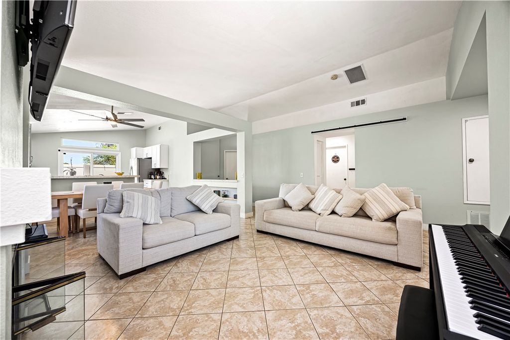 33002 Romero Drive, Temecula, CA 92592 — exterior