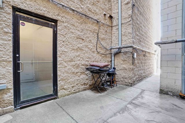 1411 W CHICAGO Avenue C1, Chicago, IL 60642