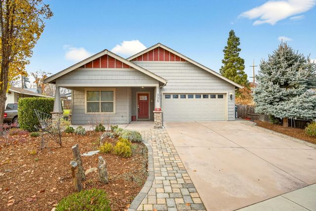 335 Meadow Slope Drive, Talent, OR 97540