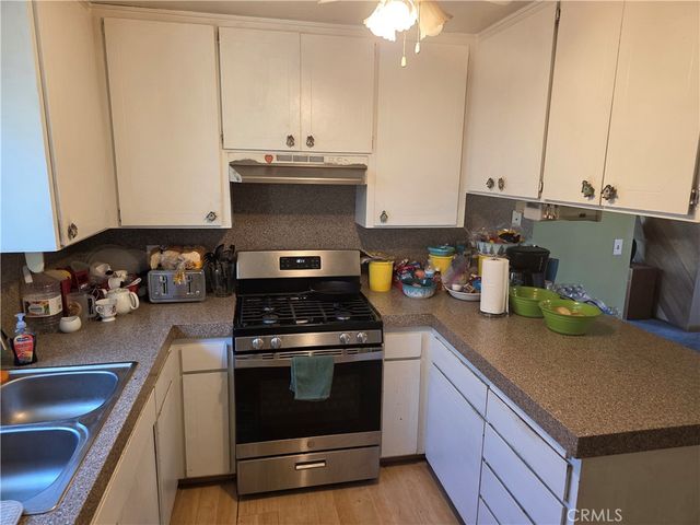 9906 Cypress Avenue, Fontana, CA 92335