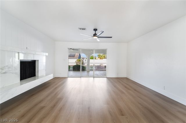 429 Crestway Road, Henderson, NV 89015