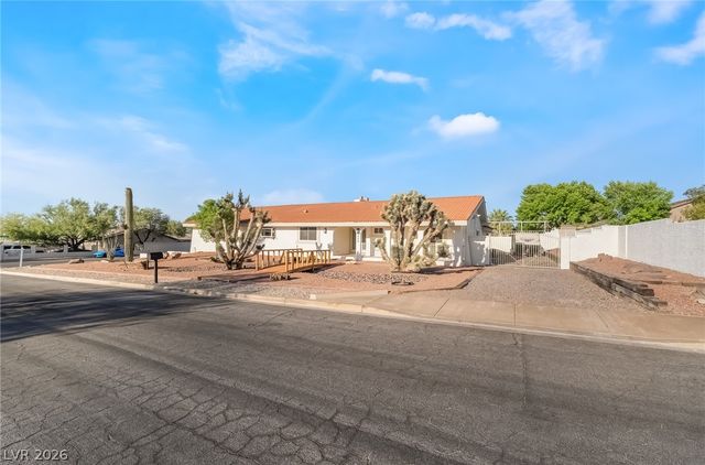 429 Crestway Road, Henderson, NV 89015