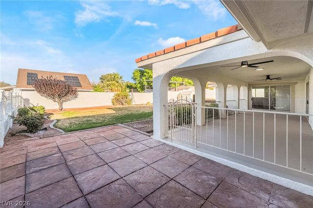 429 Crestway Road, Henderson, NV 89015