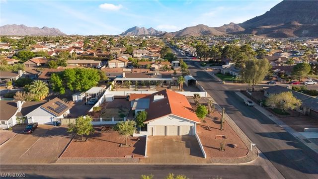 429 Crestway Road, Henderson, NV 89015