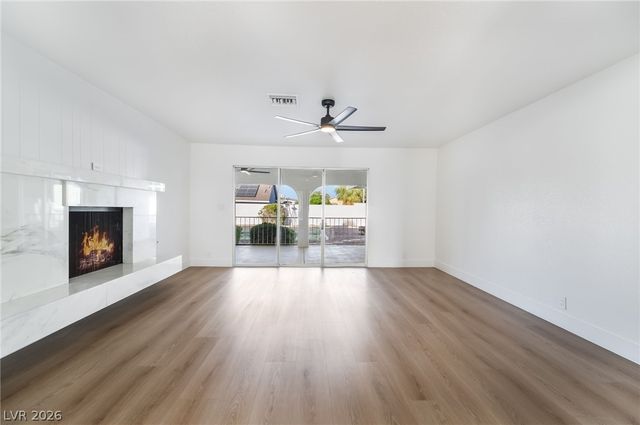 429 Crestway Road, Henderson, NV 89015