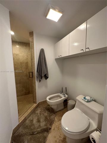 4775 Collins Ave 2407, Miami Beach, FL 33140