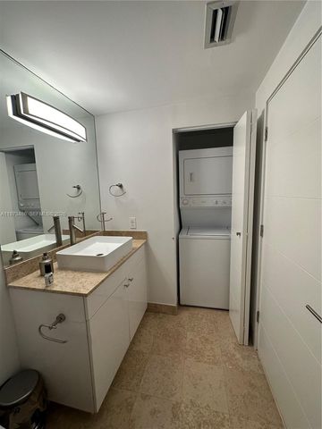 4775 Collins Ave 2407, Miami Beach, FL 33140