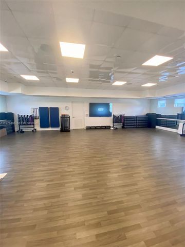 4775 Collins Ave 2407, Miami Beach, FL 33140