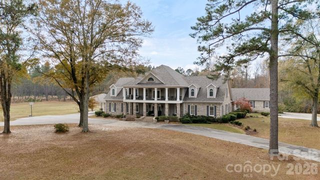 393 Youngs Bend Road, Kershaw, SC 29067