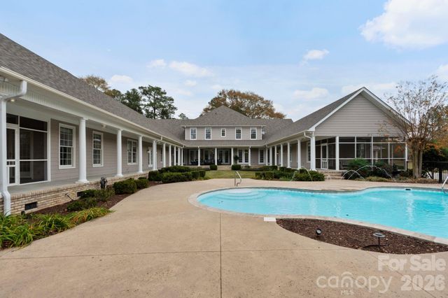393 Youngs Bend Road, Kershaw, SC 29067