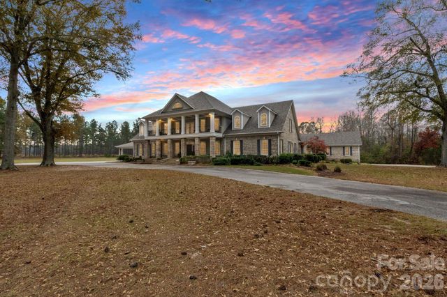 393 Youngs Bend Road, Kershaw, SC 29067