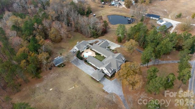 393 Youngs Bend Road, Kershaw, SC 29067