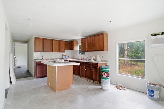 8565 SW 156TH PLACE, Dunnellon, FL 34432