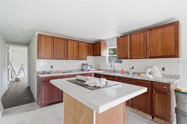 8565 SW 156TH PLACE, Dunnellon, FL 34432