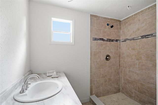 8565 SW 156TH PLACE, Dunnellon, FL 34432