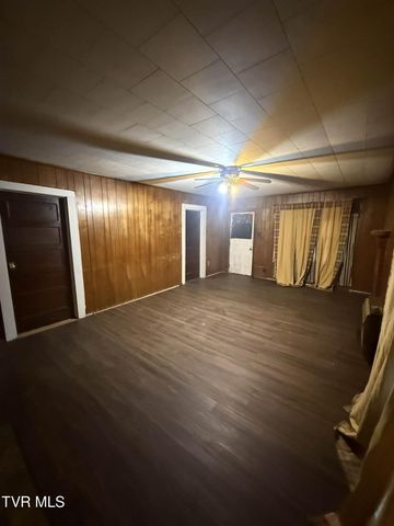 805 Elk Knob Road, Pennington Gap, VA 24277