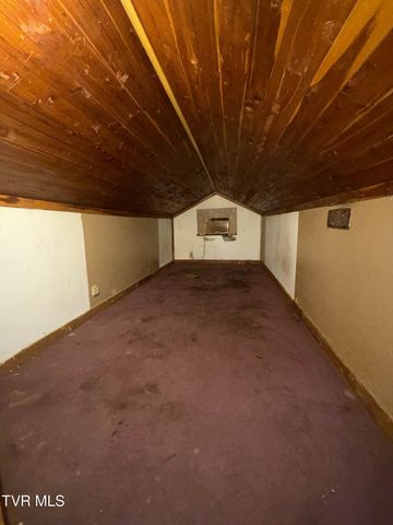 805 Elk Knob Road, Pennington Gap, VA 24277