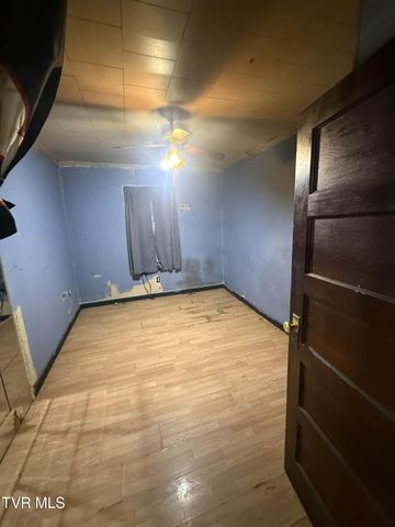 805 Elk Knob Road, Pennington Gap, VA 24277