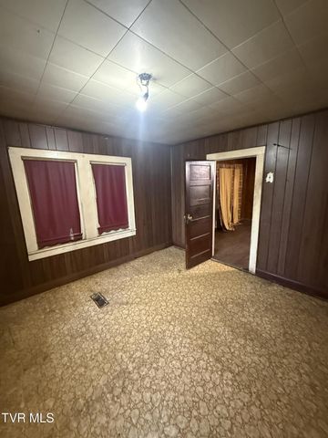 805 Elk Knob Road, Pennington Gap, VA 24277