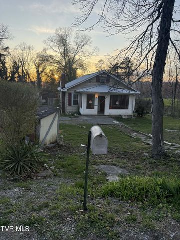 805 Elk Knob Road, Pennington Gap, VA 24277