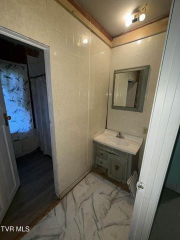 805 Elk Knob Road, Pennington Gap, VA 24277