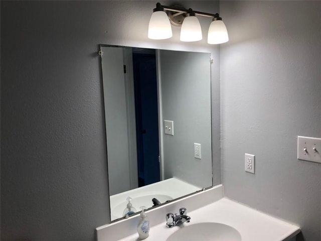 18 Catherine Street S 7, Mobile, AL 36604