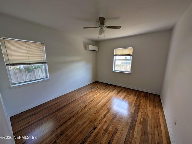 2136 COLLEGE Street 1, Jacksonville, FL 32204