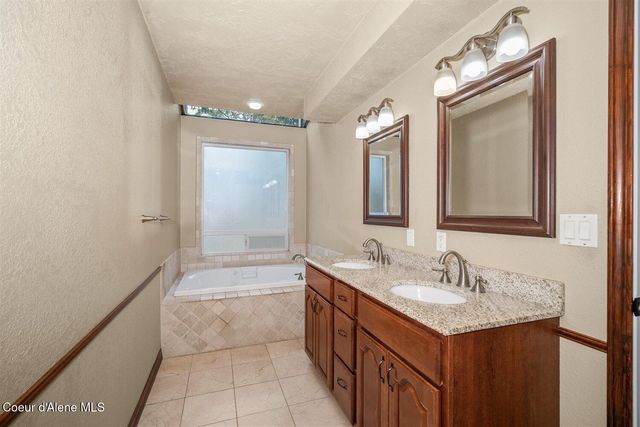 2448 E Packsaddle DR, Coeur D'alene, ID 83815