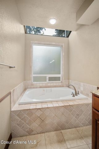 2448 E Packsaddle DR, Coeur D'alene, ID 83815