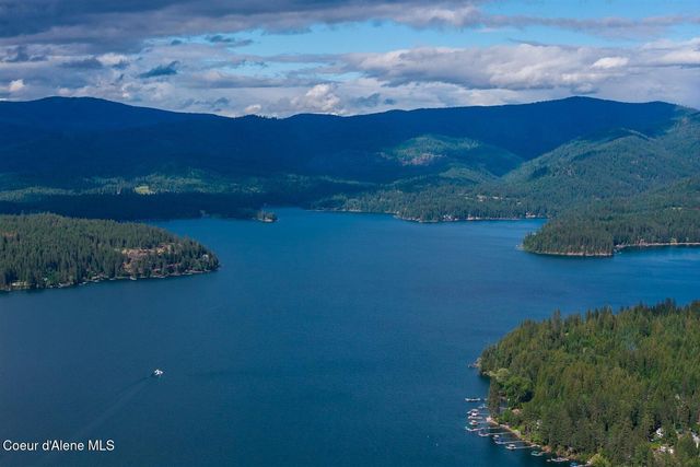 2448 E Packsaddle DR, Coeur D'alene, ID 83815