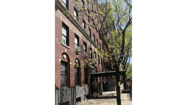 17 W 64th St Apt 1A, New York City, NY 10023