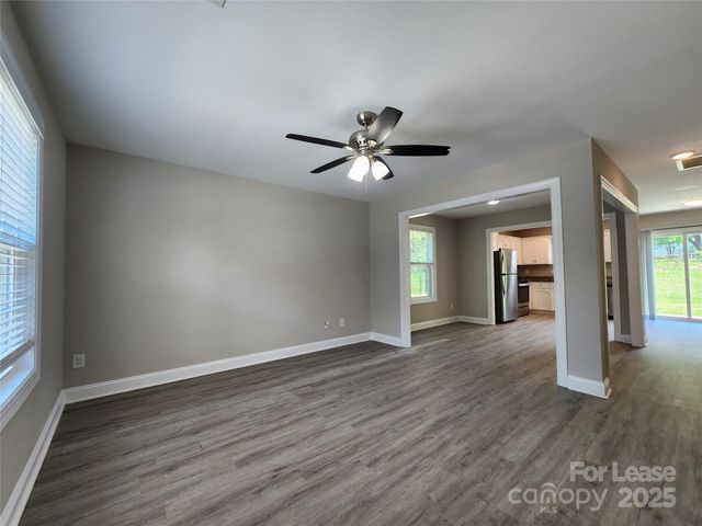 2210 Brookview Avenue, Kannapolis, NC 28081