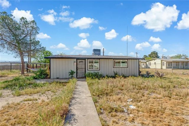 28801 Howard Rd, Barstow, CA 92311