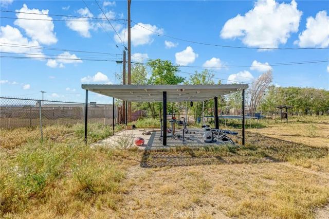 28801 Howard Rd, Barstow, CA 92311