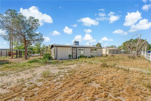 28801 Howard Rd, Barstow, CA 92311