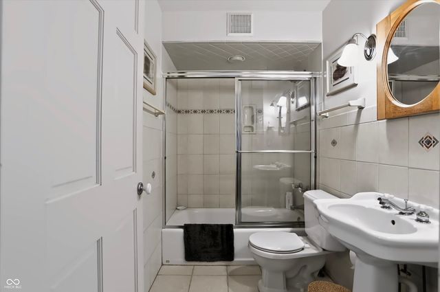 5875 Dewey Avenue, Indianapolis, IN 46219