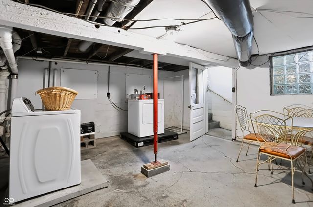 5875 Dewey Avenue, Indianapolis, IN 46219