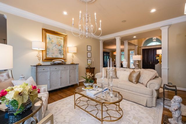 2 Frecourt Lane, Little Rock, AR 72223