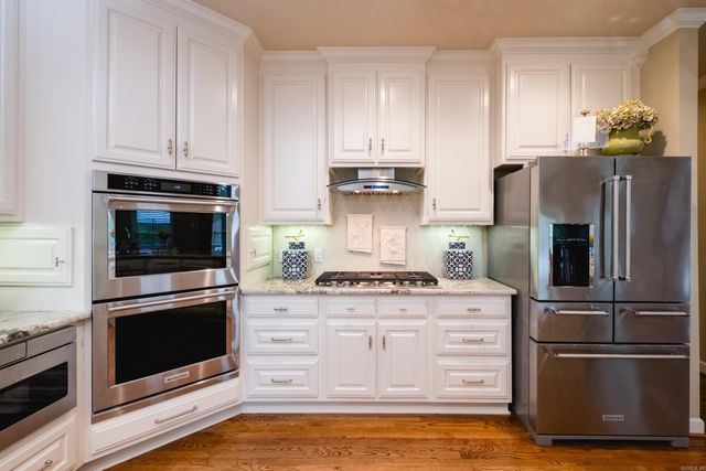 2 Frecourt Lane, Little Rock, AR 72223