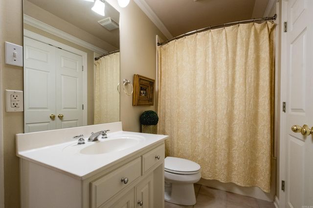 2 Frecourt Lane, Little Rock, AR 72223